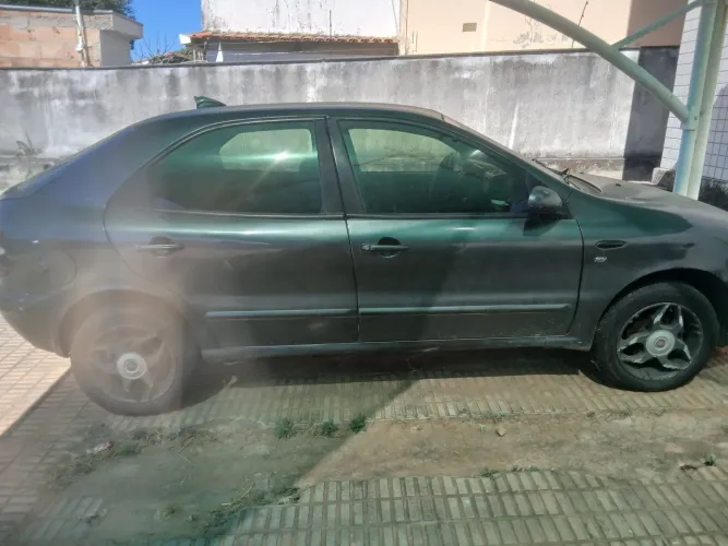 Fiat Brava 2001 1.6 - Retirada de pecas / Restauração