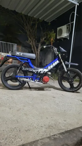 Vendo ou troco mobilete 2 tempos 75cc