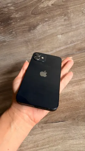 iPhone 12