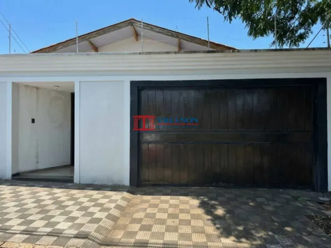 Casa com 6 dormitórios para alugar, 256 m² por R$ 4.000/mês - São Dimas - Piracicaba/SP