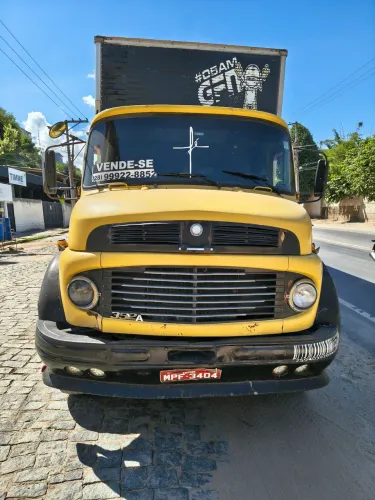Mercedez Benz 1519. Aceito proposta, aceito veículo