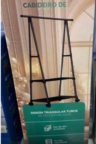Cabideiro de Roupa 
