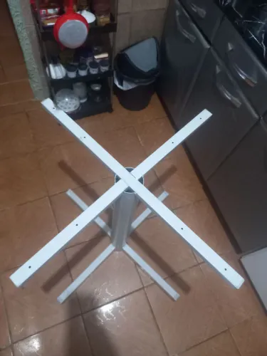 Vendo base de mesa de ferro