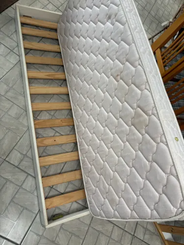 Cama de bicama para venda com colchão