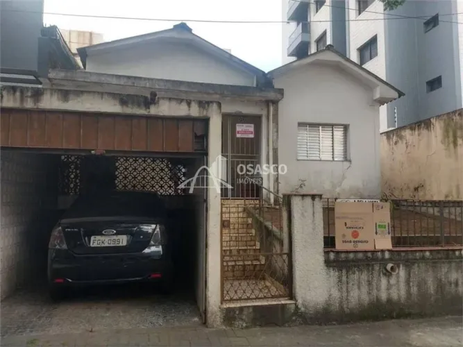 Casa com 4 quartos para locação em Centro - SP