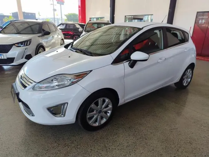 Ford Fiesta 1.6 16V Flex Mec. 5P 2012