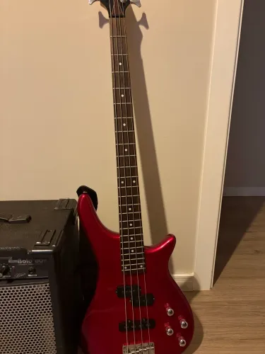 Baixo memphis 4 cordas e amplificador