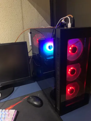 PC GAMER RYZEN 5 4600g/RX6600/16GB/AORUS450M