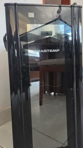 Adega Brsstemp 220v (não liga)
