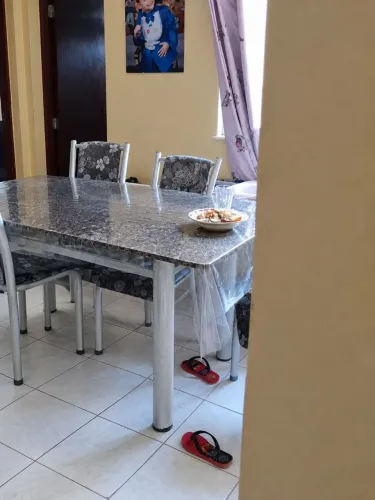 Mesa sem cadeira