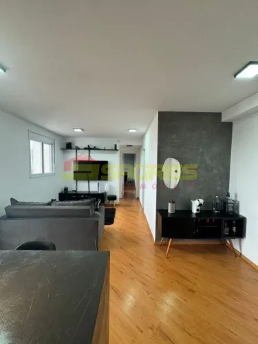 Apartamento 68 m² com 2 Dormitórios sendo 1 suíte, 1 vaga de garagem, à venda por R$ 610.0