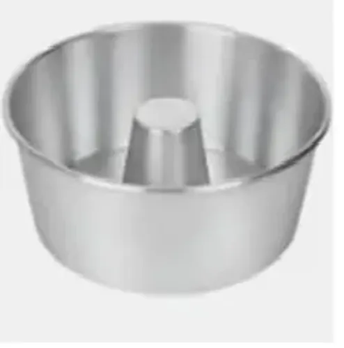 Forma para bolo com furo no meio