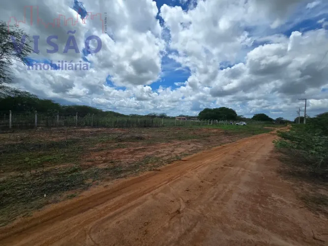 VENDE-SE UMA EXCELENTE ÁREA RURAL COM 47 HECTARES A 25KM DE MOSSORÓ/RN