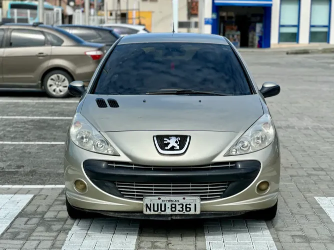 Peugeot 207 Sedan Passion XS 1.6 Flex 16V 4P 2010