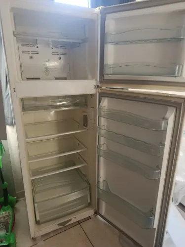 Vendo essa geladeira