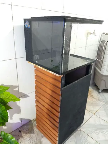 Vendo aquário curvo Ocean Tech 