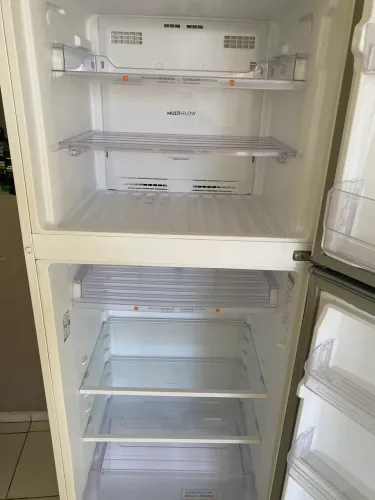 Geladeira 350 litros 