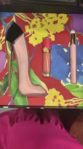 Perfume good girl blush 