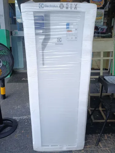 Geladeira Electrolux 240 Lt