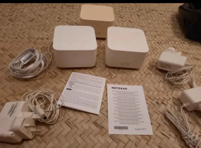 Netgear Orbi RB13 - Roteador + 2 Satélites - Usado, Excelente Estado mesh