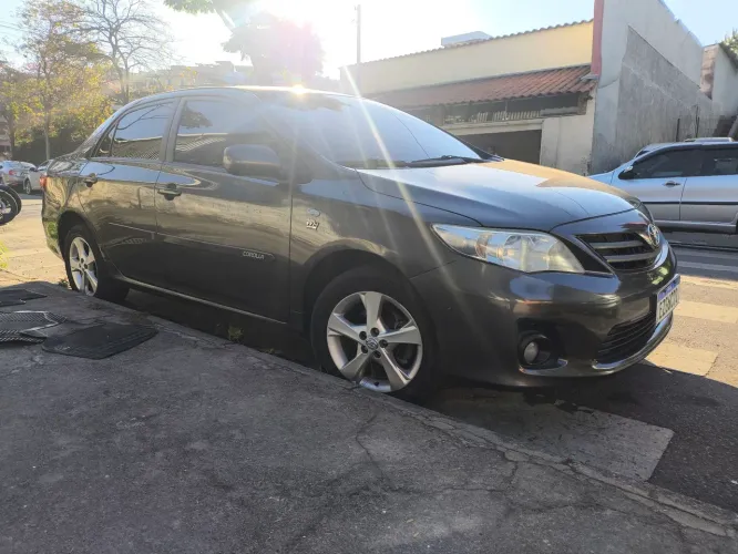 Toyota Corolla XLI 1.8/1.8 Flex 16V Aut. 2012