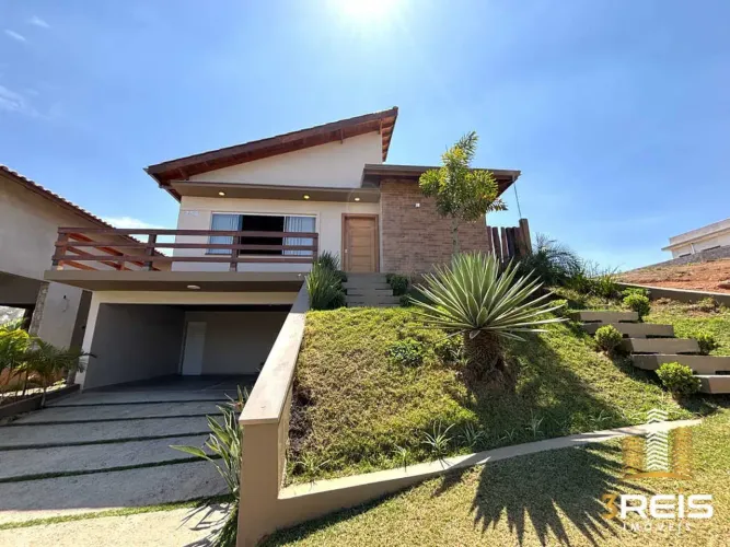 CHARMOSA CASA RÚSTICA MODERNA EM CONDOMÍNIO COM CACHOEIRA EM SOCORRO