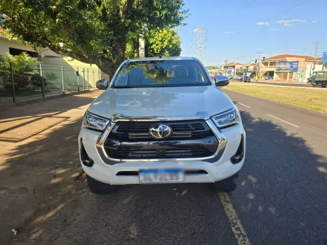 Toyota Hilux CD SRX 4X4 2.8 TDI 16V Diesel Aut. 2024
