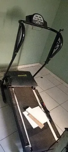 esteira ergométrica Ergolife Fitness.