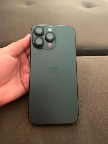 Vendo iPhone 16 Pro Max em perfeito estado de conservação.