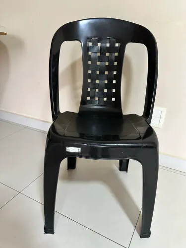 Cadeira de plástico 