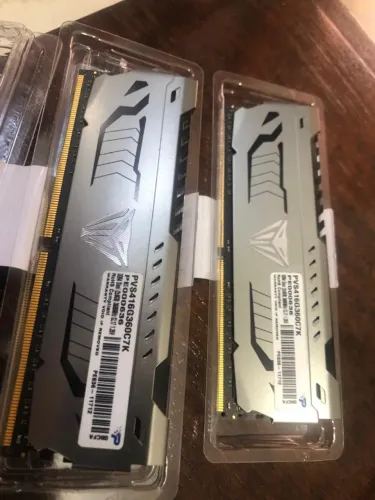 Memória RAM Patriot Viper Steel 2x8GB / DDR4 / 3600MHz / CL17