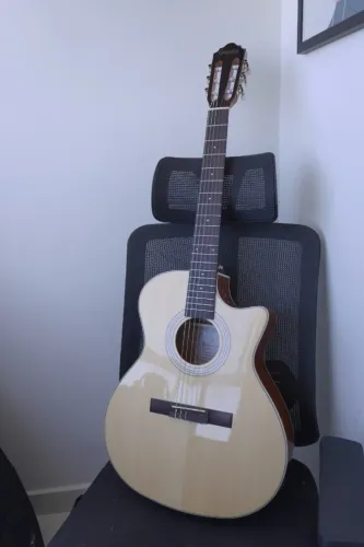 Violão Giannini + Kit de cordas + Capa + Capotraste