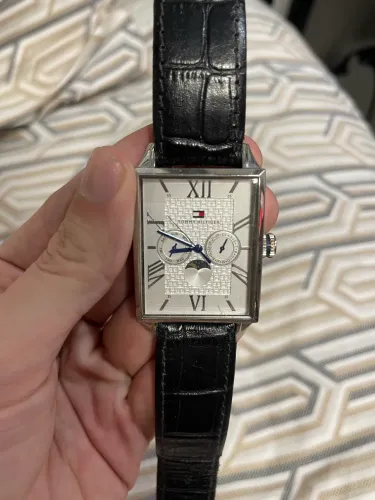 Relógio Tommy Hilfiger Masculino Multifunção Couro Preto