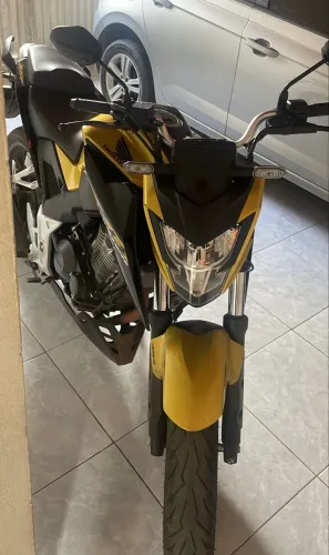 Vendo CB Twister 300F ABS