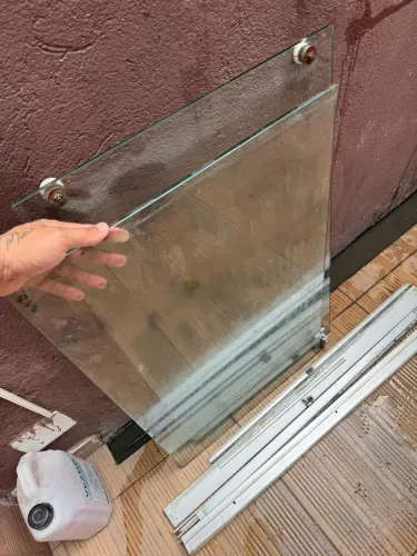 Janela de vidro completa