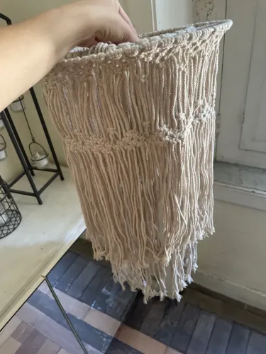 Luminária de macrame