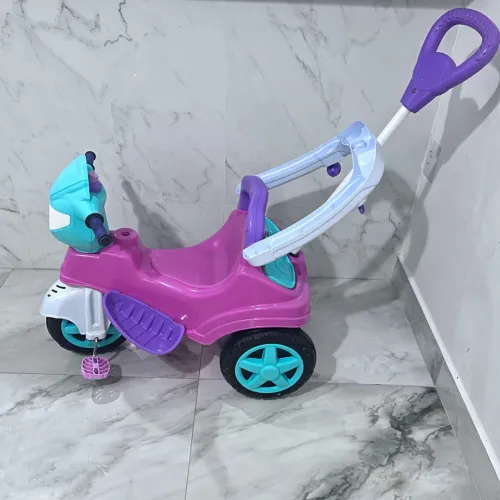 Triciclo baby city