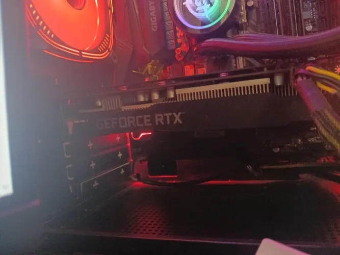 VENDO RTX 2060 6gb troco e uma maior pago a volta