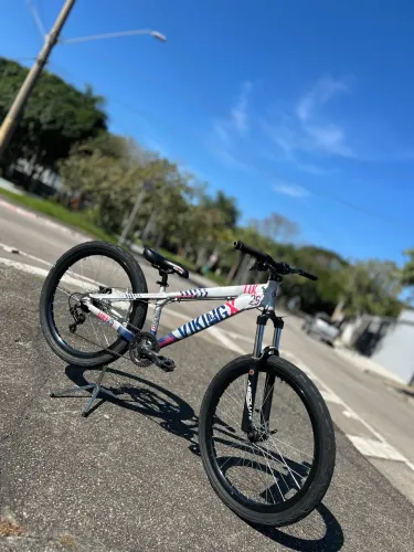 Bicicleta viking tuff 25