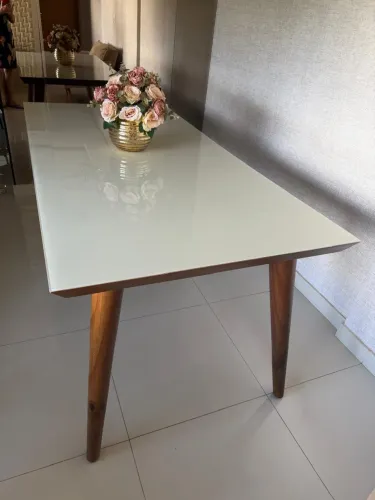 Mesa de Jantar Off-White - Sofisticada e Moderna