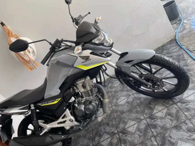 TITAN 160 ÚNICO DONO