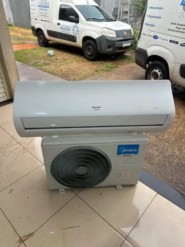 Ar-condicionado Mideia Inverter 24000 BTUs.