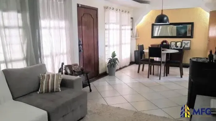 Linda Casa na Vila Barão Sorocaba-SP