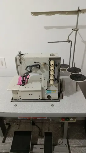 Galoneira semi industrial com mesa