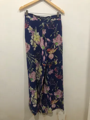 Calça pantalona