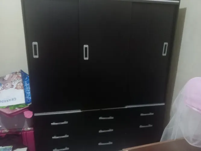 Vendo armário de casal 1,50 por 1,85 de altura