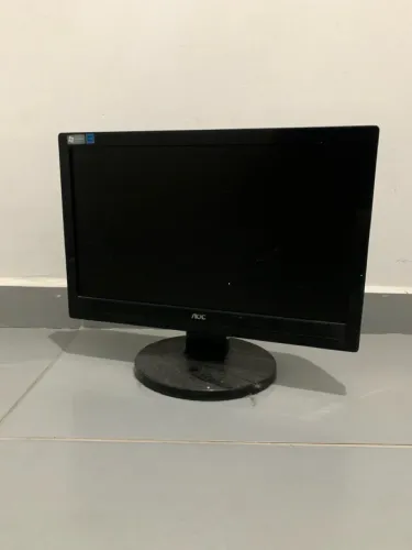 Monitor Gamer AOC 1619SWA LCD 15.6" Preto Widescreen