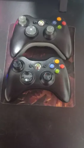 Dois Controles Xbox
