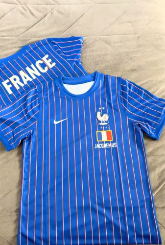 Nike X França X Jacquemus