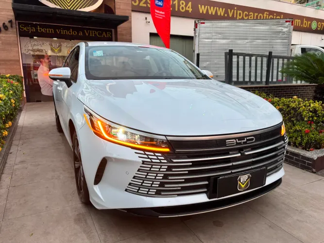 BYD King GL 1.5 16V Híbrido Aut. 2025